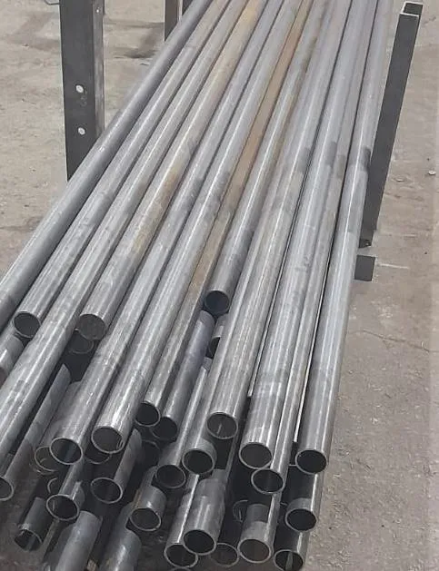 ⚡ Новое поступление трубы на склад: Труба 57х6 ст. 09Г2С 👉 2.54 тонны.